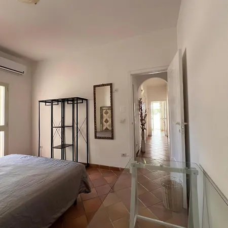 别墅 Acquamarina Baia 加利波利